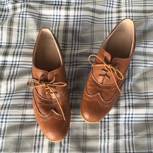 Wing Tip Shoes